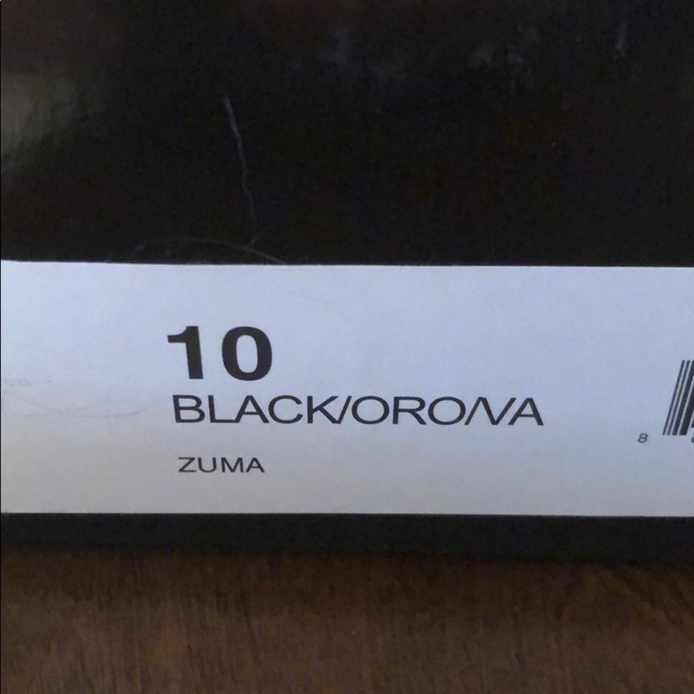 BCBG black patent leather flats - Picture 5 of 6